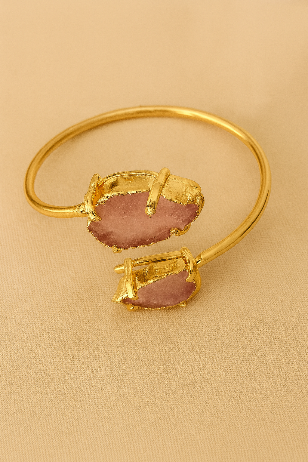 ROSAVIA CUFF