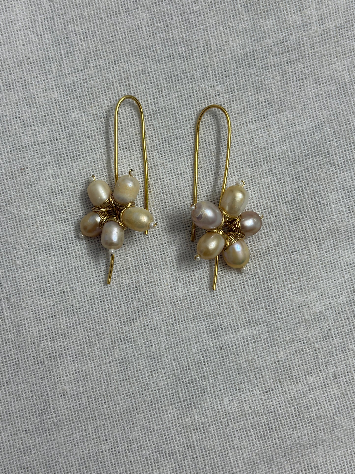 PHOOLIYA EARRING
