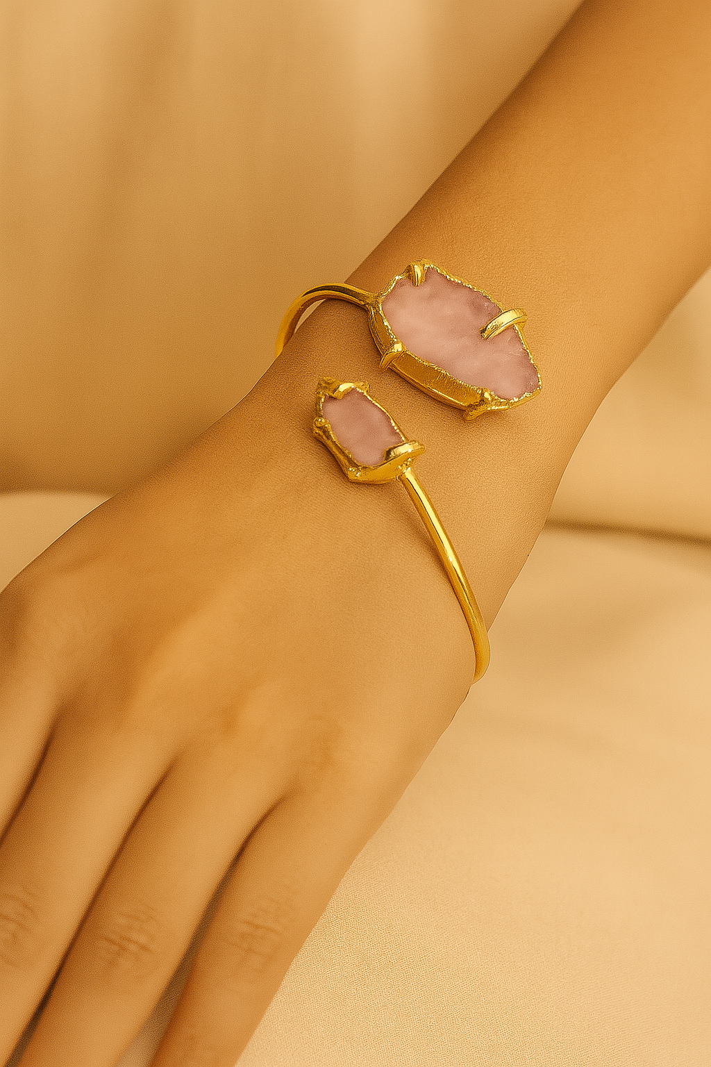 ROSAVIA CUFF