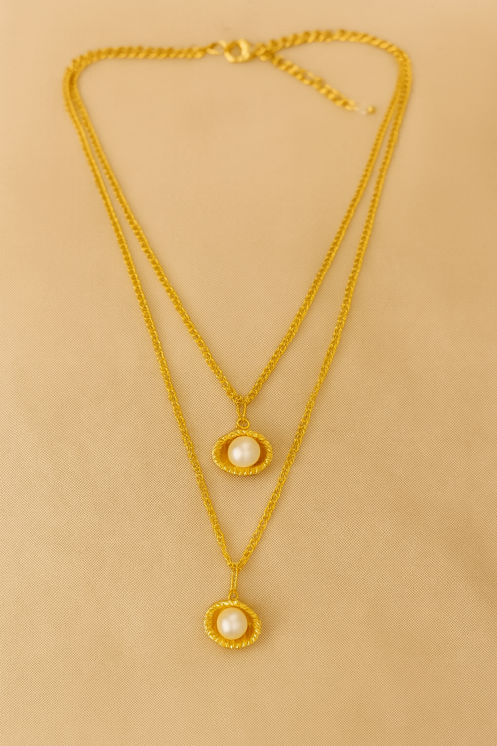 NOORVI NECKLACE