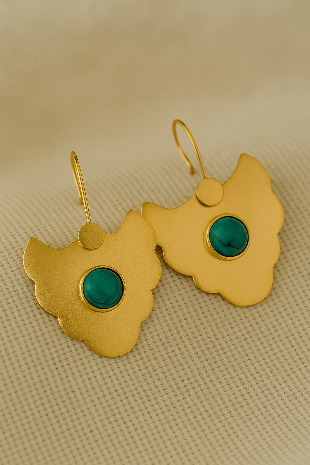ZARNEEL EARRING