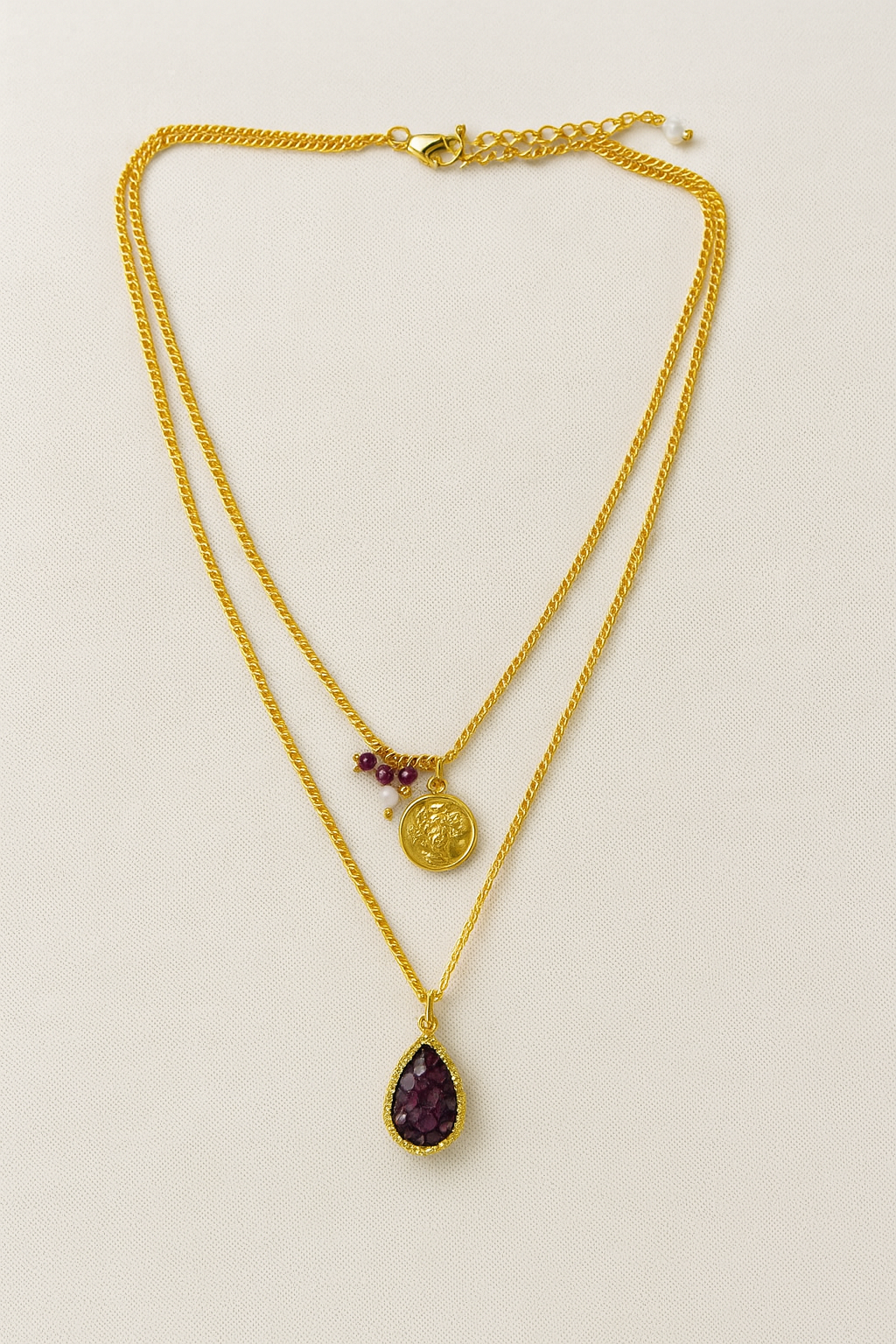 MANIRA NECKLACE