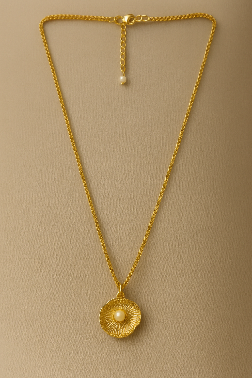 FLORIONNA NECKLACE