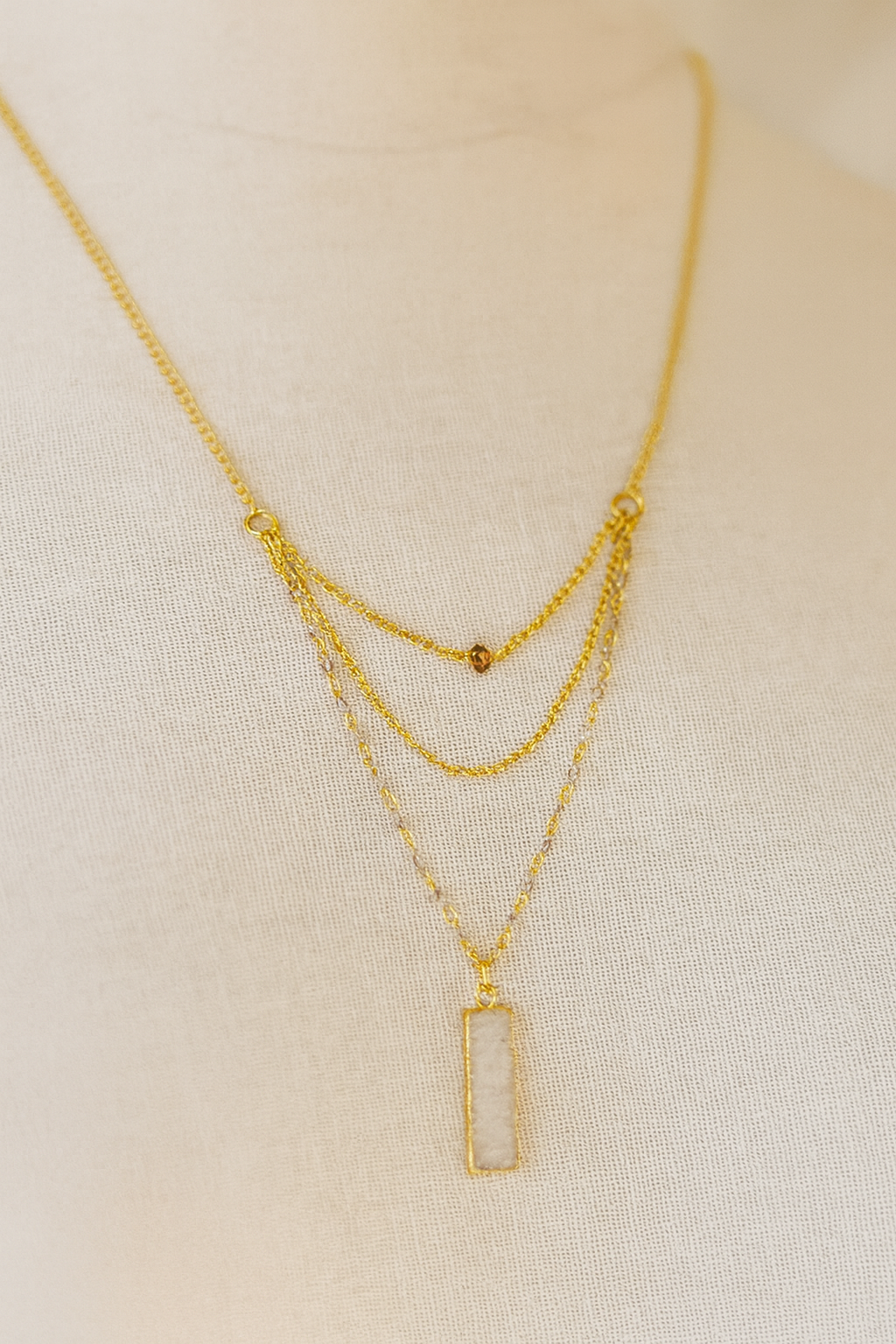 RUHIRA NECKLACE