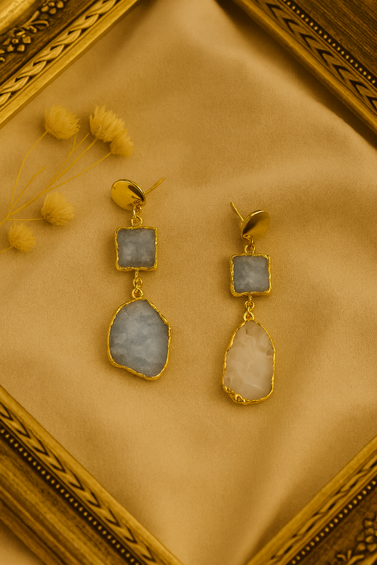MANIRA EARRING