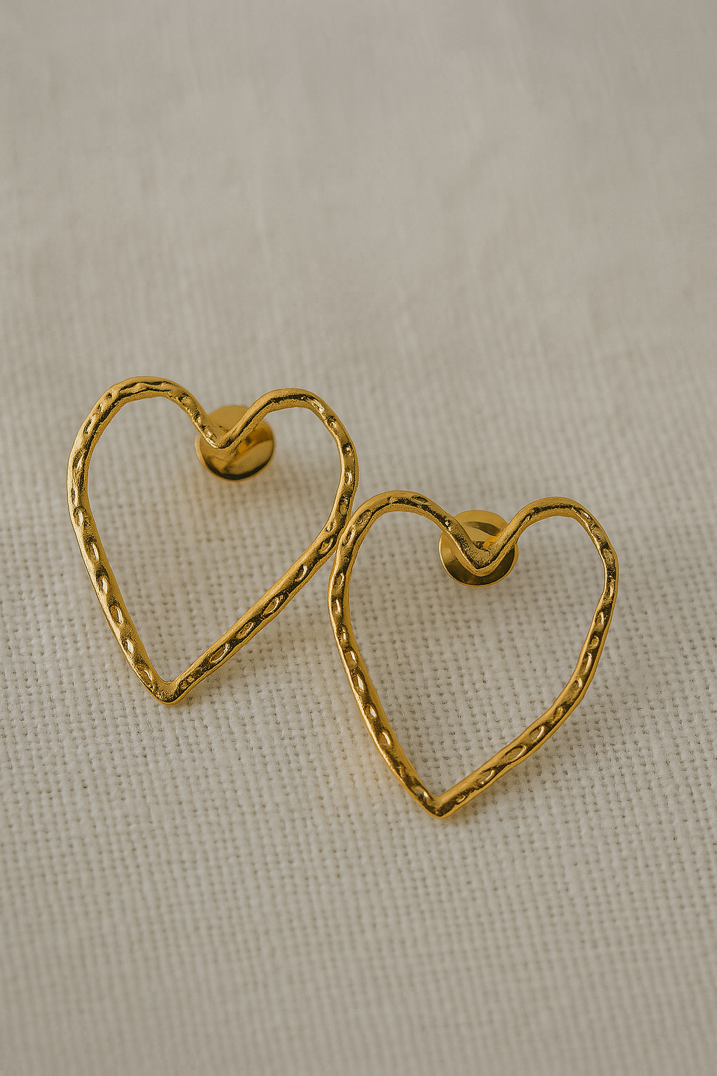 AMOURA EARRING