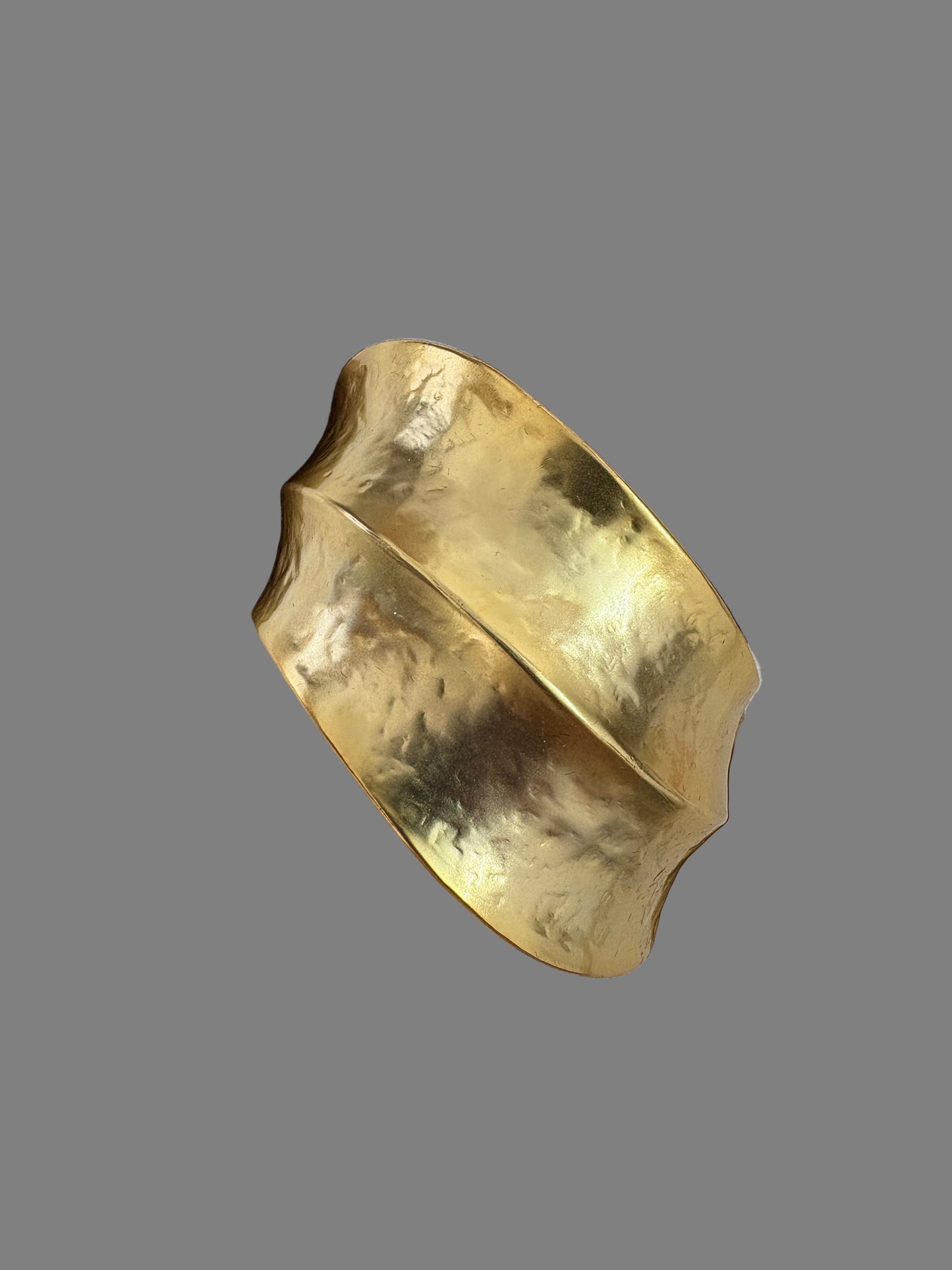 ZARVIRA CUFF
