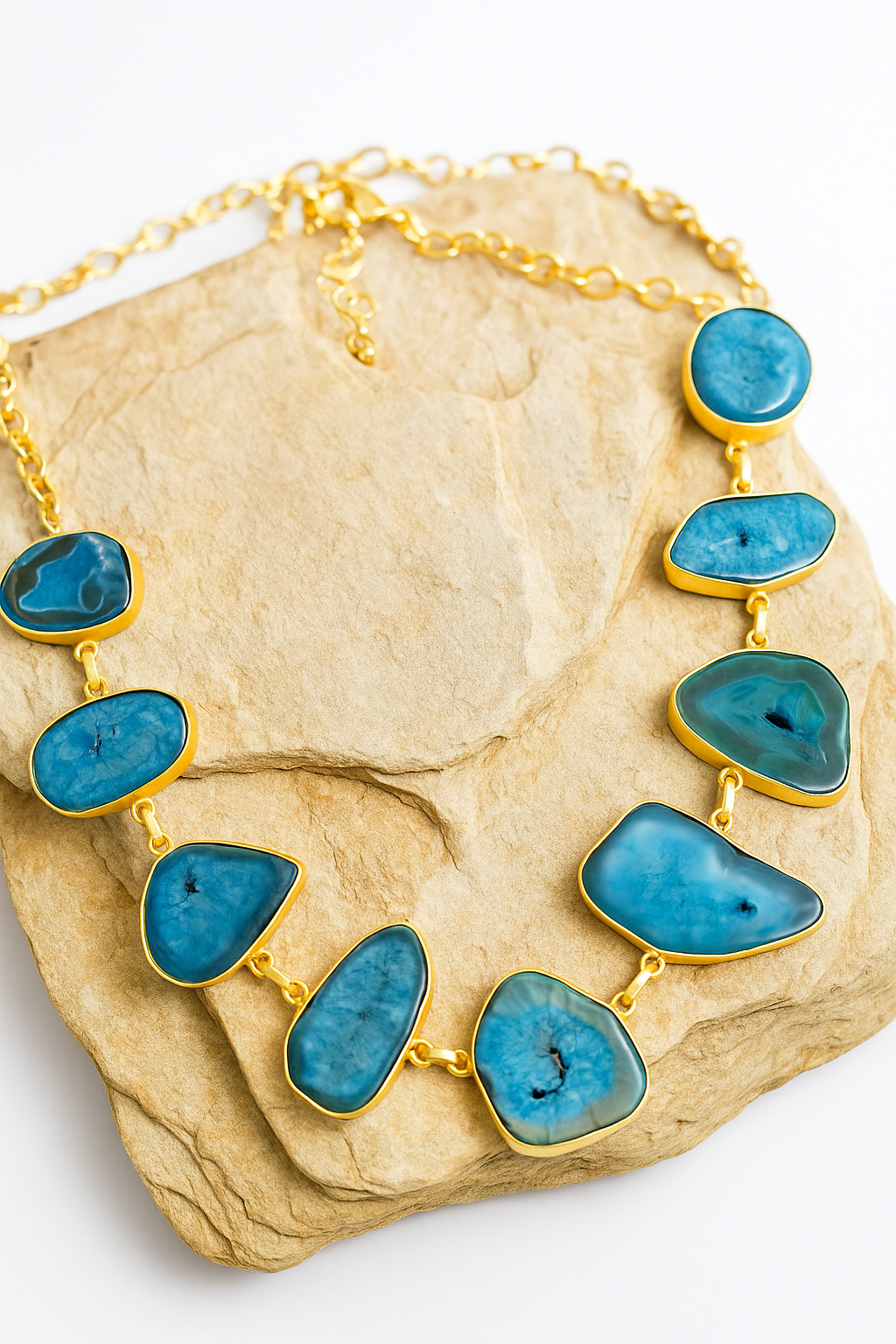 NEELAM NECKLACE